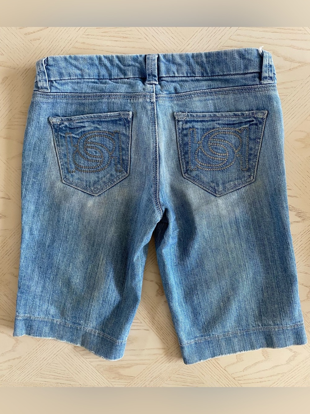 Vintage Y2K Bebe Bermuda Shorts Jeans Denim Trouser Walk Short Women's Size 27